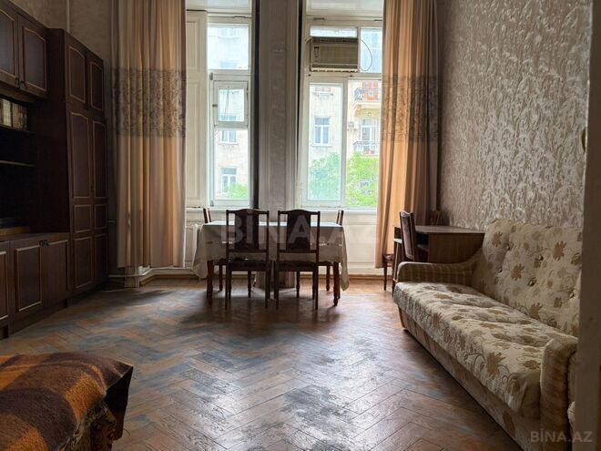 Satılır 1 otaqlı köhnə tikili 38 m², Sahil m., photo 3 from 30