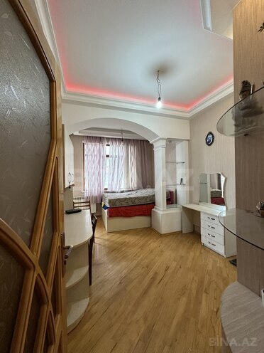 Продаётся 4-комн. новостройка 221 м², м. Элмляр Академиясы, photo 8 from 17