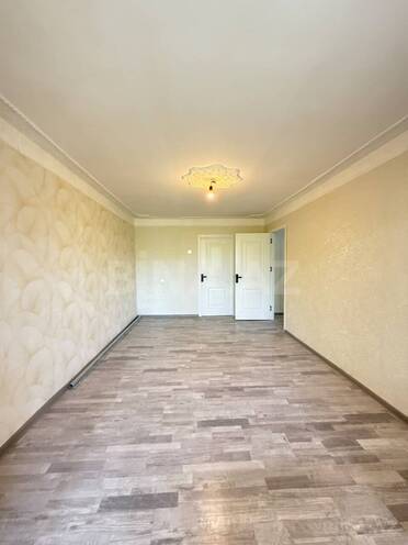Satılır 3 otaqlı köhnə tikili 60 m², İnşaatçılar m., photo 4 from 14