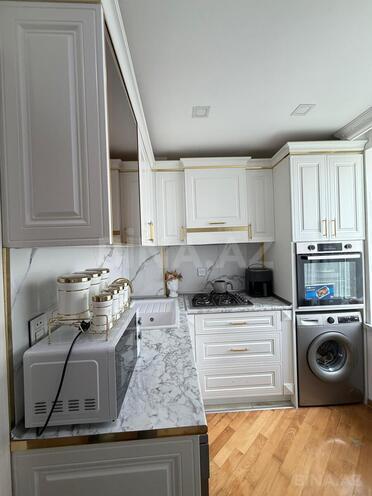 Satılır 3 otaqlı köhnə tikili 75 m², İnşaatçılar m., photo 18 from 25