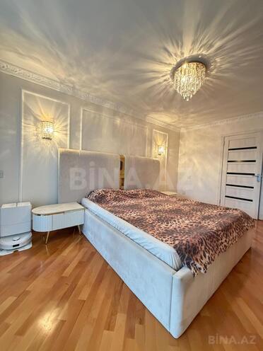 Satılır 3 otaqlı köhnə tikili 75 m², İnşaatçılar m., photo 12 from 25