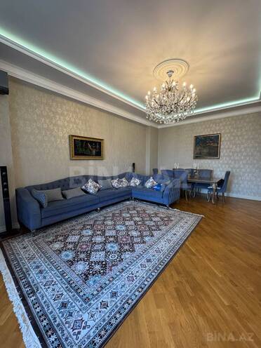 Satılır 4 otaqlı yeni tikili 168 m², 28 May m., photo 1 from 16
