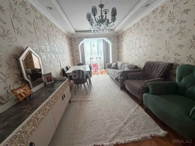 Продаётся 3-комн. вторичка 80 м², м. Ахмедлы, photo 1 from 17