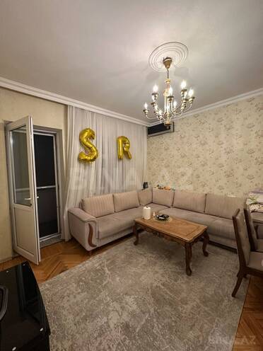 Satılır 4 otaqlı köhnə tikili 90 m², 28 May m., photo 1 from 15