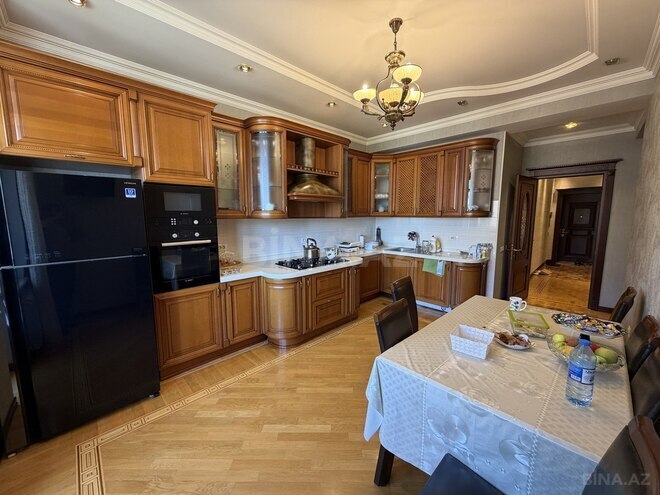 Продаётся 4-комн. новостройка 185 м², м. Низами, photo 20 from 27