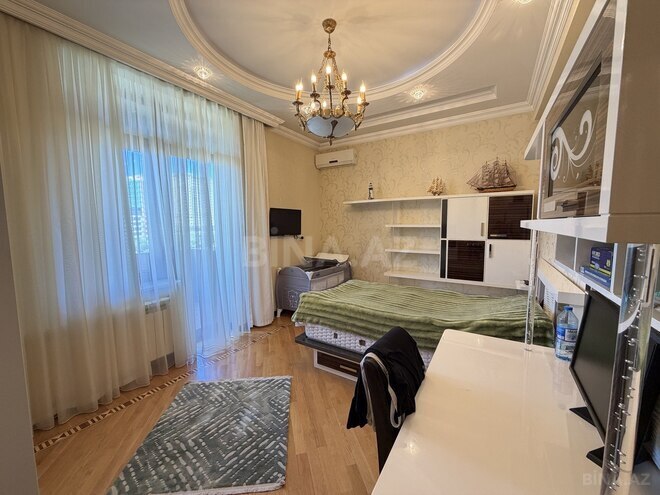 Продаётся 4-комн. новостройка 185 м², м. Низами, photo 16 from 27