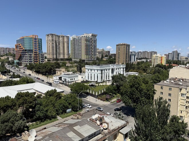 Продаётся 4-комн. новостройка 185 м², м. Низами, photo 4 from 27