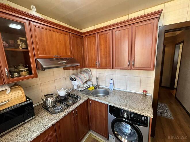 Продаётся 3-комн. вторичка 70 м², м. Элмляр Академиясы, photo 21 from 25