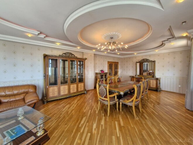 Продается 3-комн. новостройка 130 м², м. 20 января, photo 1 from 28