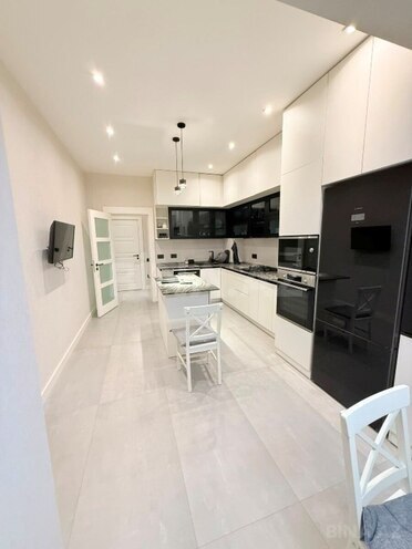 Продаётся 3-комн. новостройка 135 м², м. 8 ноября, photo 8 from 13