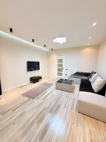 Продаётся 3-комн. новостройка 135 м², м. 8 ноября, photo 3 from 13