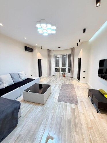 Продаётся 3-комн. новостройка 135 м², м. 8 ноября, photo 1 from 13
