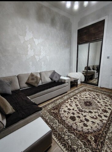 Satılır 1 otaqlı köhnə tikili 30 m², 28 May m., photo 1 from 9