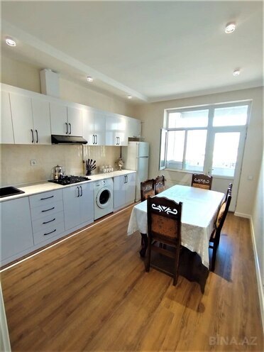 Сдаётся 2-комн. новостройка 90 м², м. Ази Асланов, photo 1 from 18