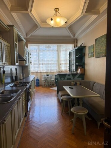 Продаётся 4-комн. новостройка 190 м², м. Низами, photo 12 from 20