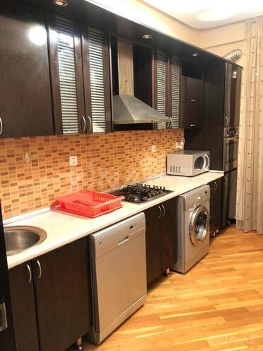 İcarəyə verilir 3 otaqlı yeni tikili 120 m², Nizami m., photo 10 from 20
