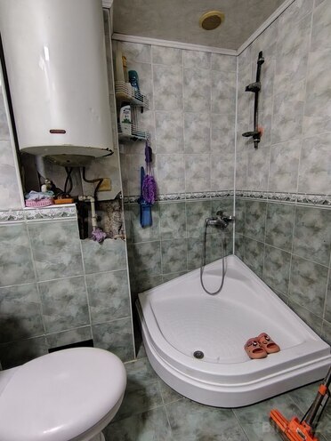 Продаётся 5-комн. вторичка 125 м², м. Нефтчиляр, photo 23 from 27