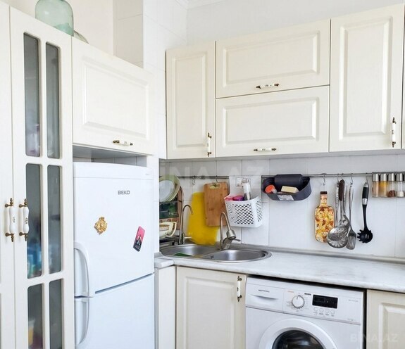 İcarəyə verilir 2 otaqlı köhnə tikili 70 m², Sahil m., photo 3 from 10