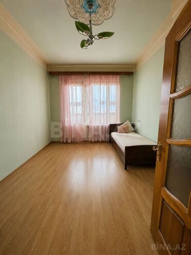 Продаётся 4-комн. вторичка 100 м², пос. Бакиханова, photo 4 from 22
