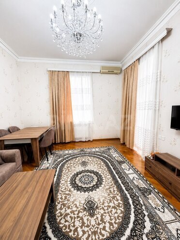 Satılır 2 otaqlı köhnə tikili 78 m², 28 May m., photo 3 from 19
