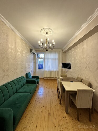 Satılır 2 otaqlı yeni tikili 70 m², Xalqlar Dostluğu m., photo 1 from 15