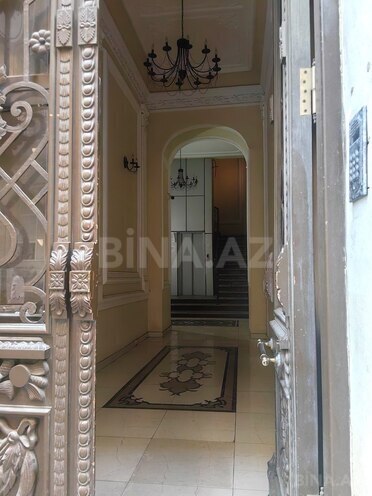 Satılır 3 otaqlı köhnə tikili 98 m², Sahil m., photo 18 from 21