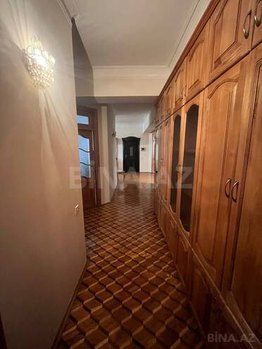 Продаётся 4-комн. вторичка 220 м², Наримановский  р., photo 7 from 18