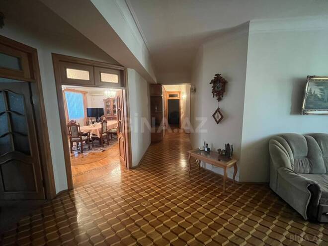 Продаётся 4-комн. вторичка 220 м², Наримановский  р., photo 6 from 18