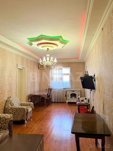 Satılır 4 otaqlı həyət evi/bağ evi 140 m², Qaraçuxur q., photo 1 from 11