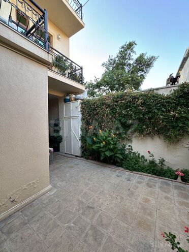 Satılır 6 otaqlı həyət evi/bağ evi 320 m², Azadlıq Prospekti m., photo 20 from 24