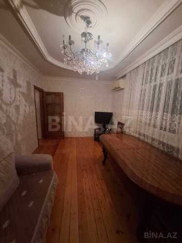 Сдаётся 2-комн. вторичка 75 м², photo 1 from 14