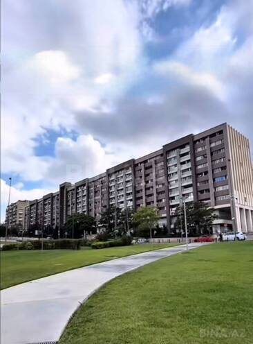 Продаётся 3-комн. вторичка 90 м², м. Ичеришехер, photo 1 from 20