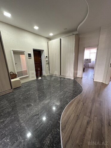 Продаётся 3-комн. новостройка 163 м², м. Низами, photo 6 from 15