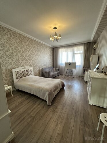 Продаётся 3-комн. новостройка 163 м², м. Низами, photo 9 from 15