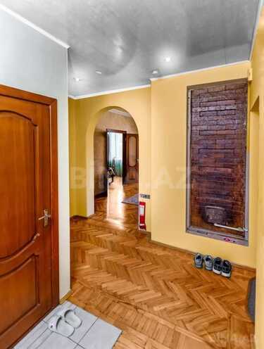 Продаётся 3-комн. вторичка 70 м², м. Ичеришехер, photo 4 from 7
