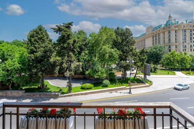 Продаётся 3-комн. вторичка 70 м², м. Ичеришехер, photo 6 from 7