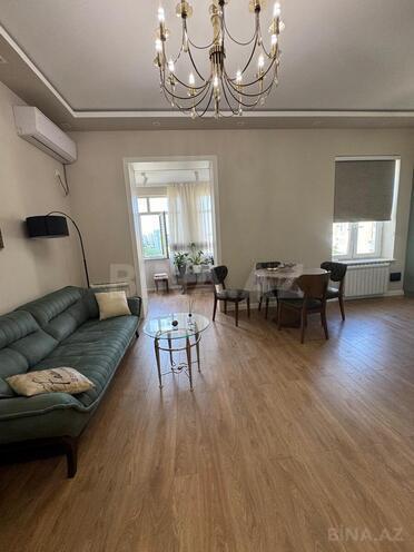 Продаётся 2-комн. вторичка 60 м², м. Ичеришехер, photo 7 from 25