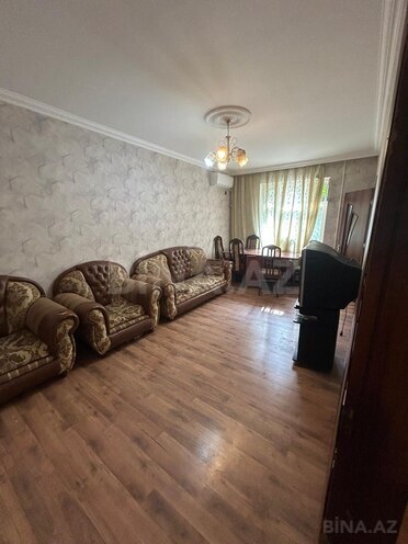 Satılır 3 otaqlı köhnə tikili 65 m², Əhmədli m., photo 1 from 9