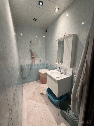 Satılır 4 otaqlı köhnə tikili 105 m², Qara Qarayev m., photo 13 from 14