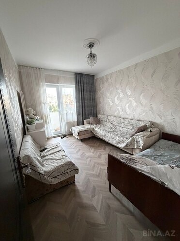 Satılır 4 otaqlı köhnə tikili 105 m², Qara Qarayev m., photo 6 from 14
