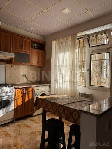 İcarəyə verilir 3 otaqlı köhnə tikili 67 m², İnşaatçılar m., photo 1 from 18