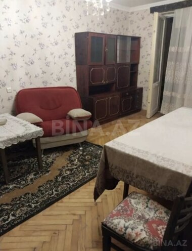 İcarəyə verilir 2 otaqlı köhnə tikili 50 m², İnşaatçılar m., photo 1 from 8