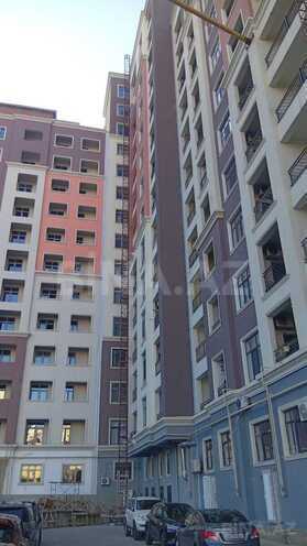 Satılır 2 otaqlı yeni tikili 70 m², Qara Qarayev m., photo 1 from 6