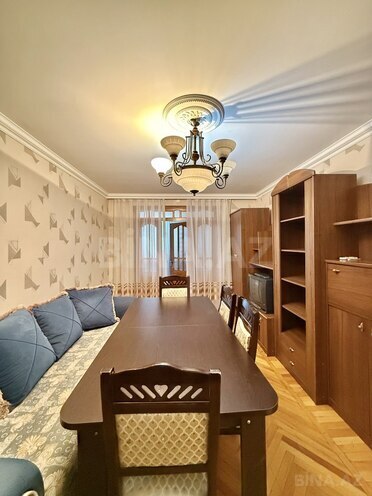 İcarəyə verilir 4 otaqlı köhnə tikili 70 m², Nəsimi r., photo 1 from 21