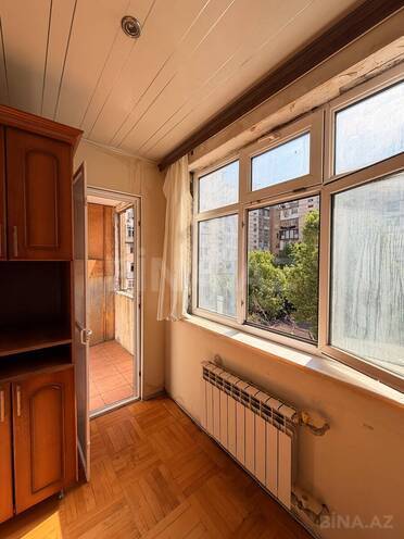 Satılır 3 otaqlı köhnə tikili 110 m², Yasamal r., photo 8 from 11