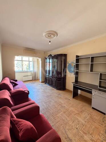 Satılır 3 otaqlı köhnə tikili 110 m², Yasamal r., photo 3 from 11
