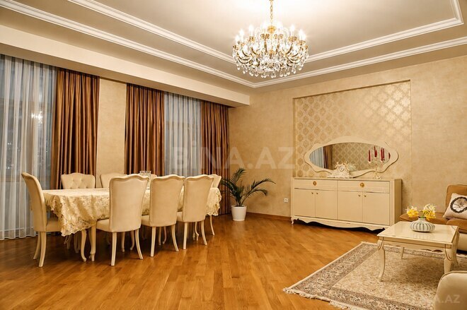 Продаётся 3-комн. новостройка 170 м², м. Низами, photo 1 from 21
