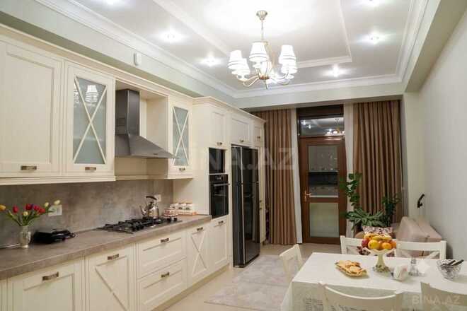 Продаётся 3-комн. новостройка 170 м², м. Низами, photo 9 from 21