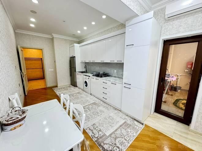 Сдаётся 2-комн. новостройка 100 м², Насиминский  р., photo 1 from 17