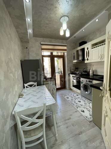 Продаётся 3-комн. новостройка 100 м², Абшеронcкий  р., photo 1 from 18